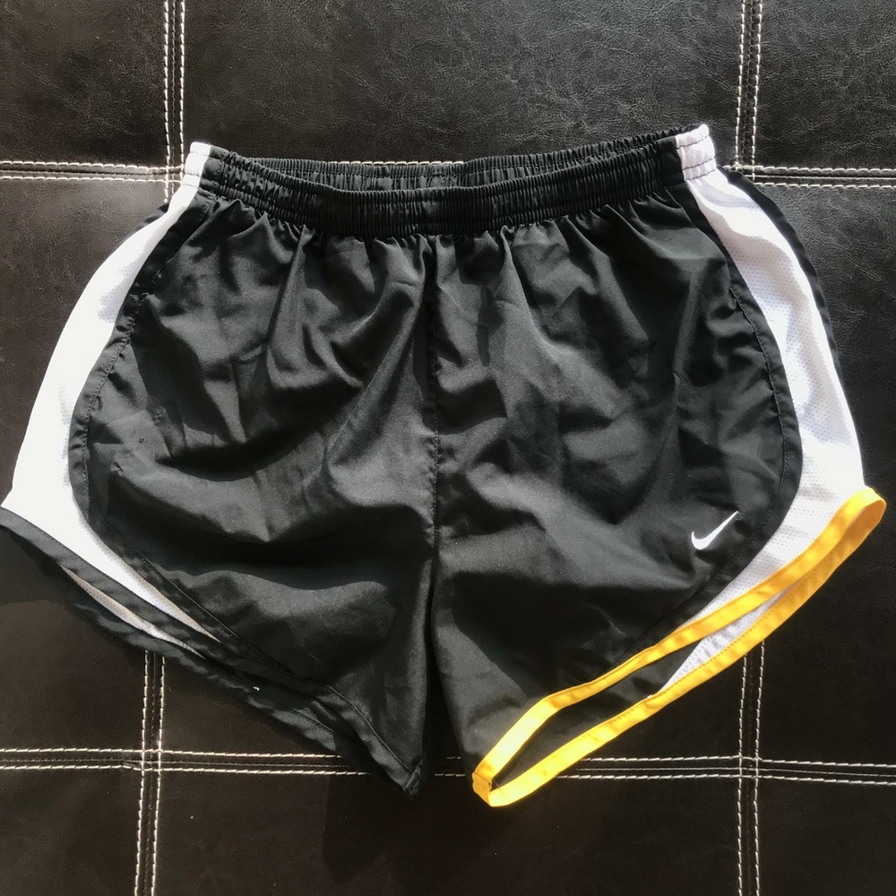 Women Nike shorts